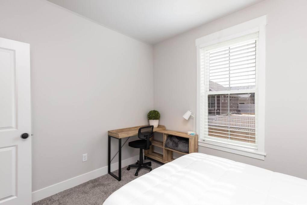 Charming 3-Bedroom In Vibrant New Neighborhood 빌링스 외부 사진